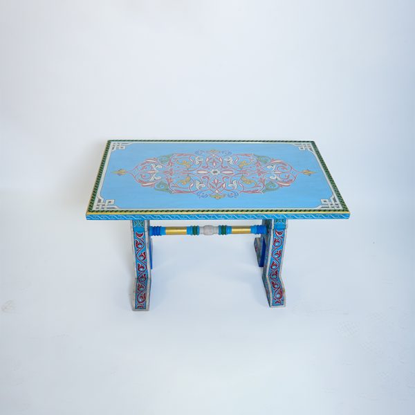 Table en Bois Peinte à la Main